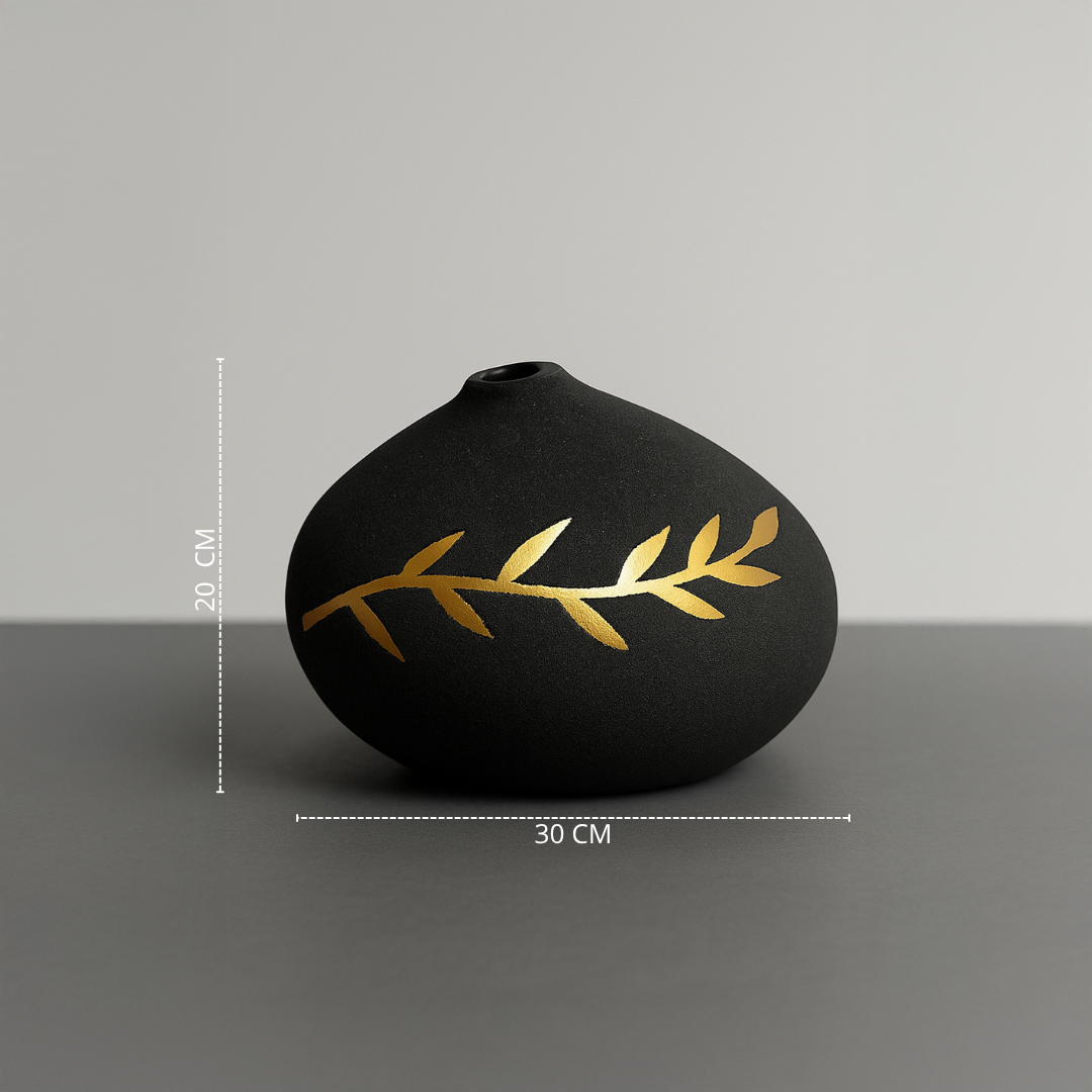 Vas Dekoratif Batu Hitam Motif Emas